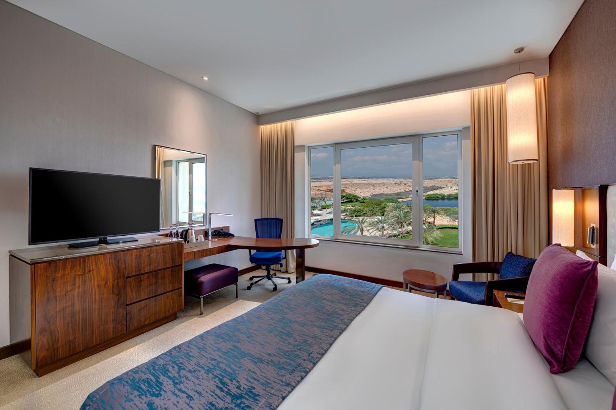 Hotel Crowne Plaza Muscat Ocec By Ihg Exteriér fotografie